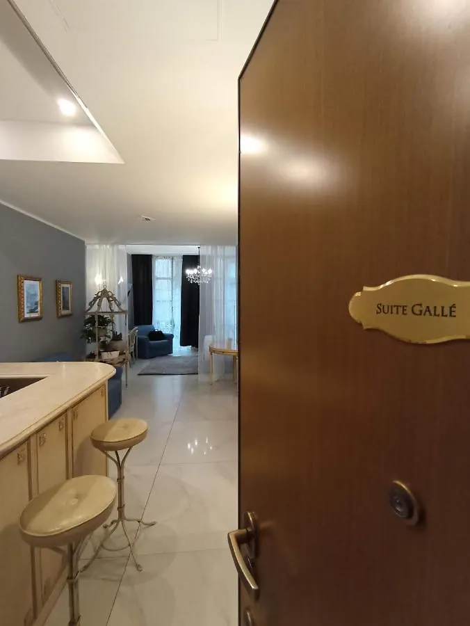 Mercanti Apts Via Passarella Milan 0*,  Italy