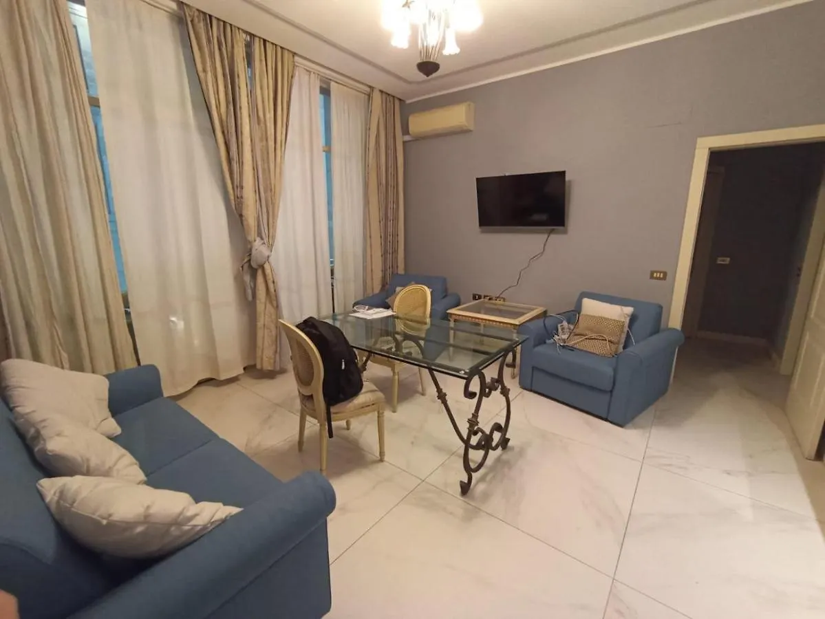 Apartment Mercanti Apts Via Passarella Milan
